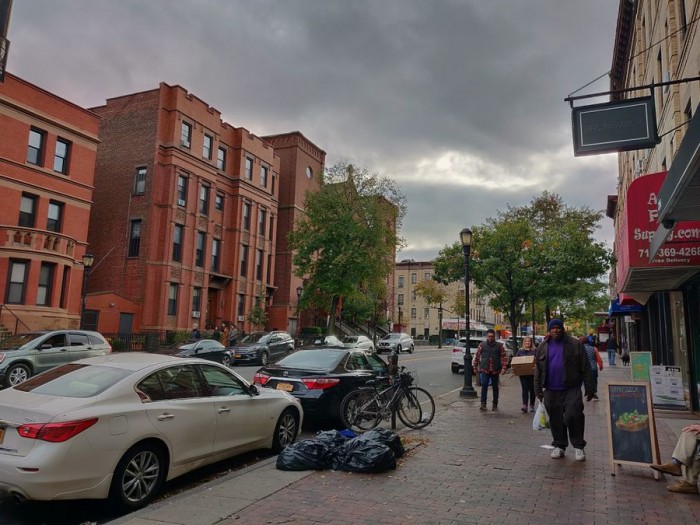 四大名助最新一期揭秘小巷深处的独特风味美食