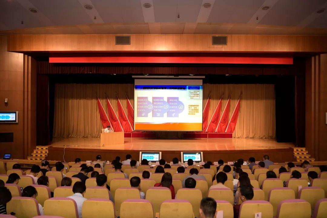 第四套连体钞最新价格及探索自然美景之旅