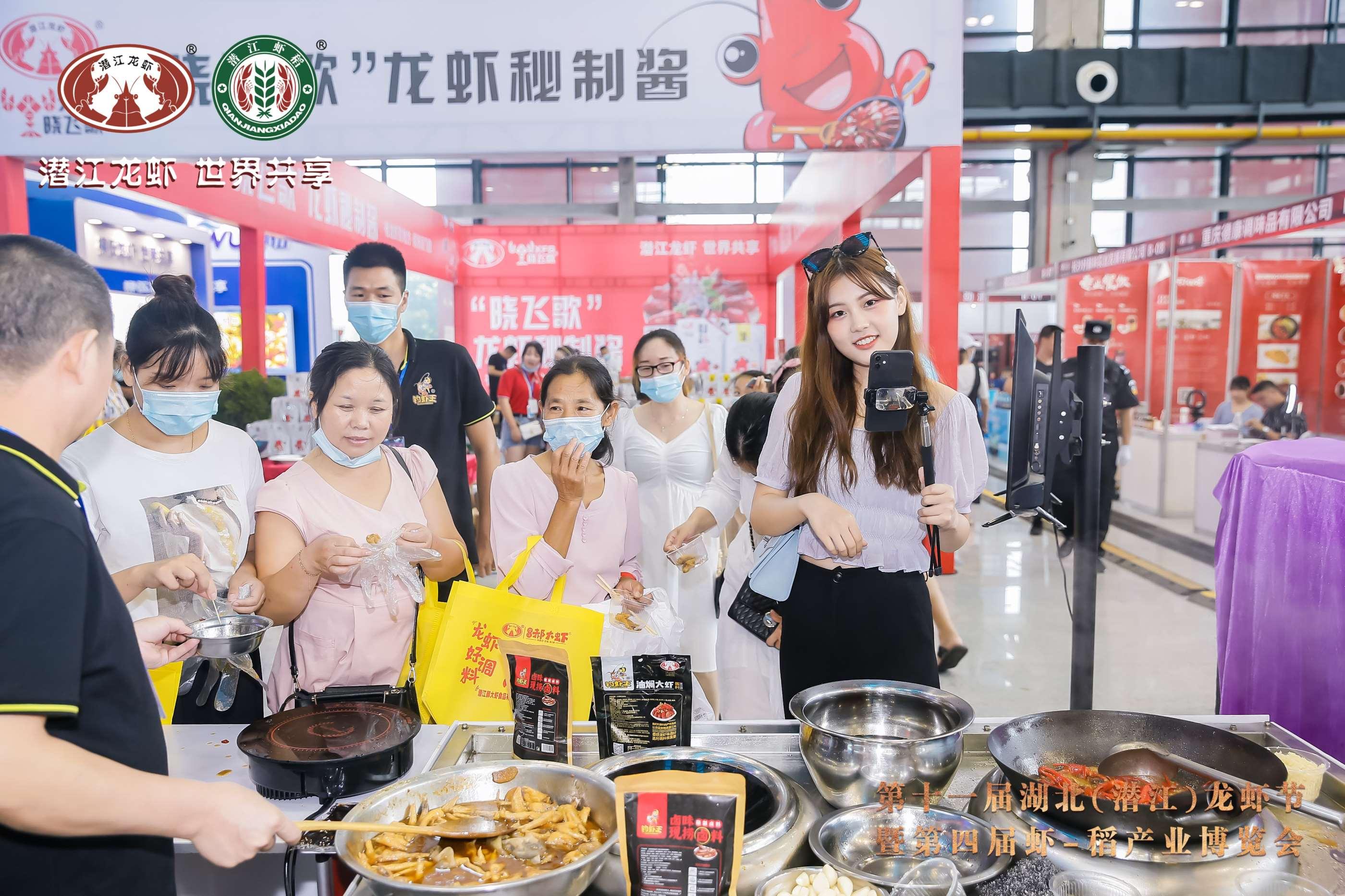 潜江最新临时工发现小巷美食宝藏,美食隐藏在小巷之中,临时工的独特视角揭秘潜江美食新篇章