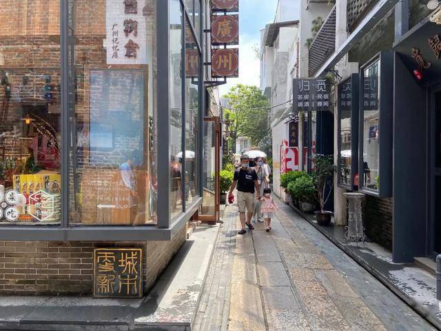 探索隐藏宝藏,软碟通最新特色小店故事