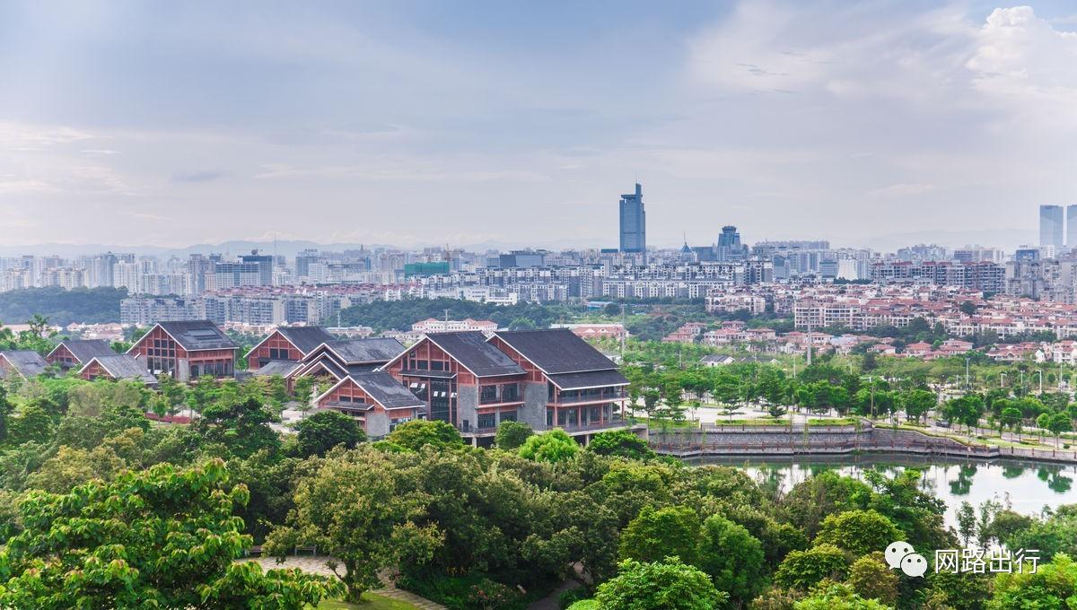 『最新版高德地图,你的出行最佳伙伴』