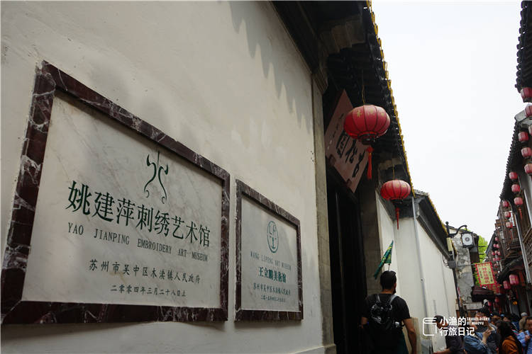 门头焕新之下,小巷深处的独特风情与惊喜发现