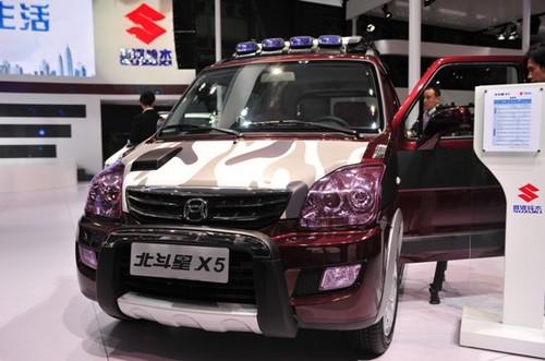 铃木新春最新科技潮流引领者，展现全新科技魅力