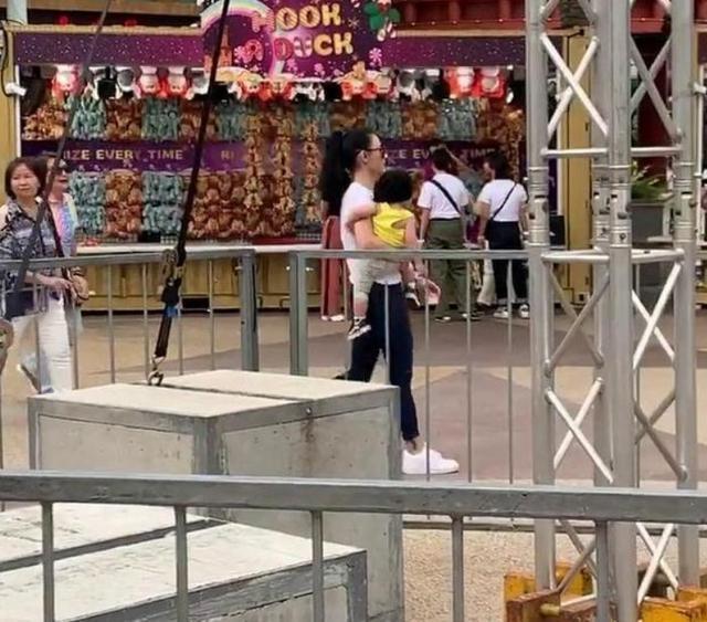 张柏芝最新消息,时代之星的光芒持续闪耀