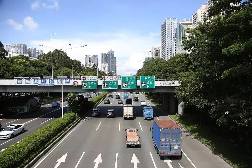 胶州司机驾驭变化,驶向成功之路