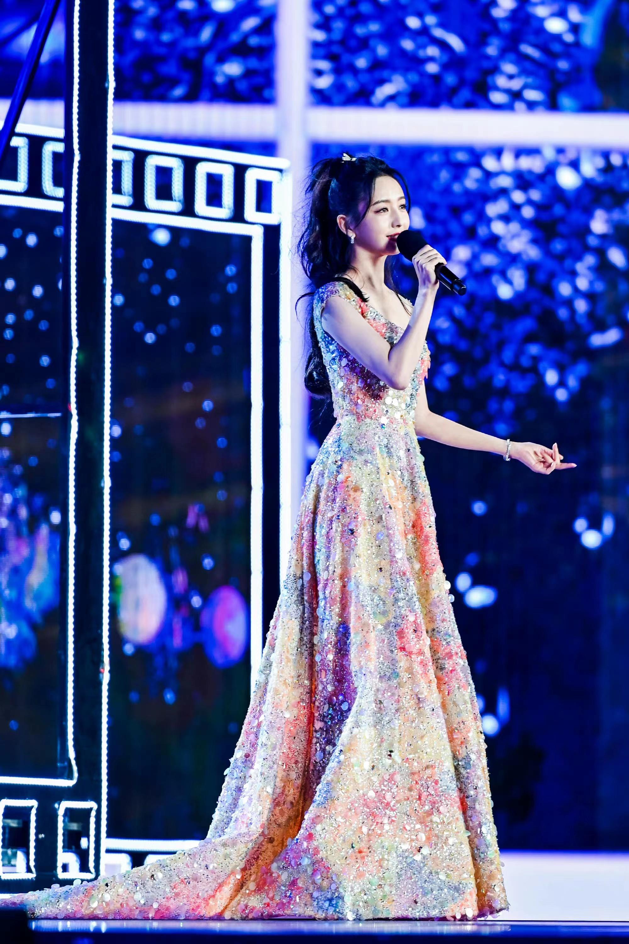 视觉盛宴,最新热门电影一网打尽!