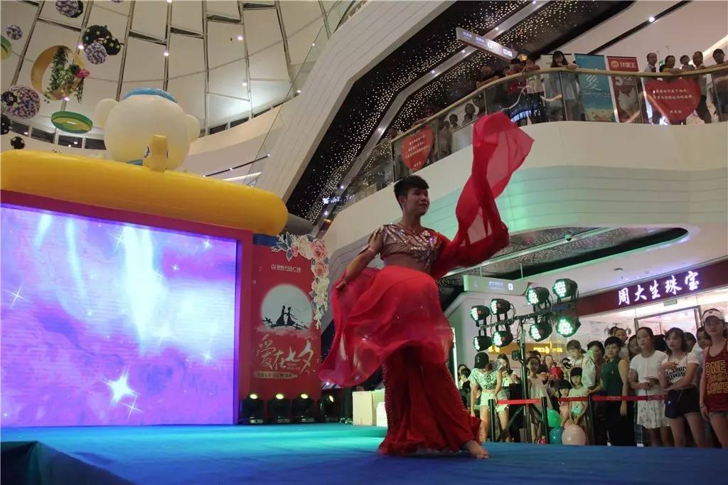 最新美女热舞,舞蹈魅力与时尚风潮的完美融合