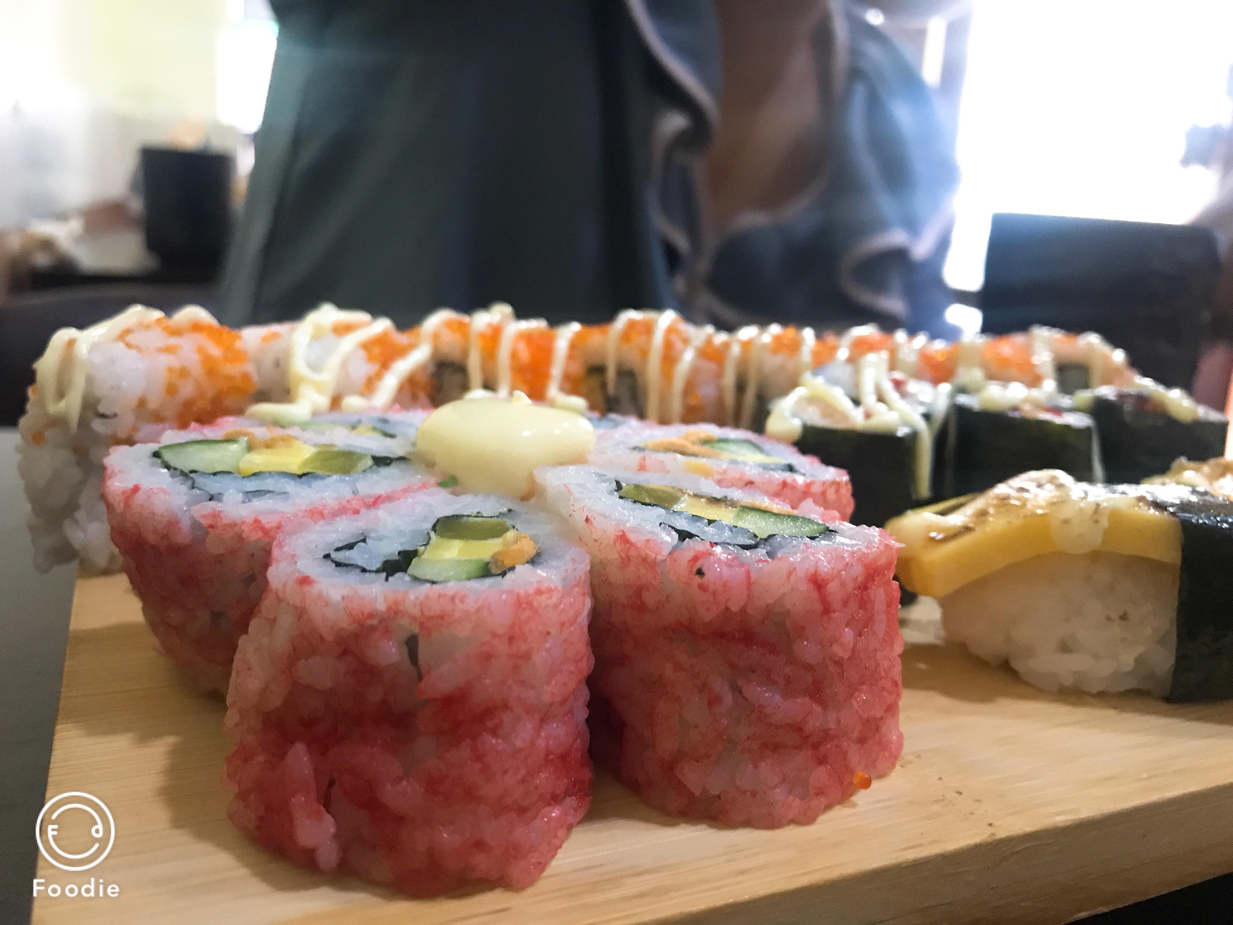 教师工资上调最新政策与小巷深处的惊喜小店探索