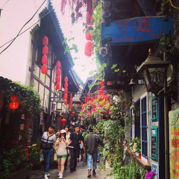 QQ最新资讯揭秘,巷弄深处的独特风味美食探险之旅