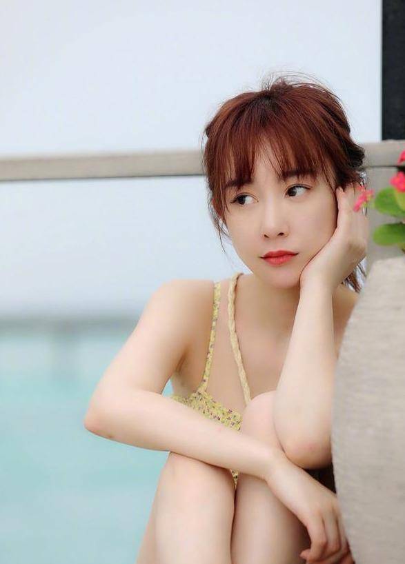 张檬最新照片曝光,阳光下的温馨日常