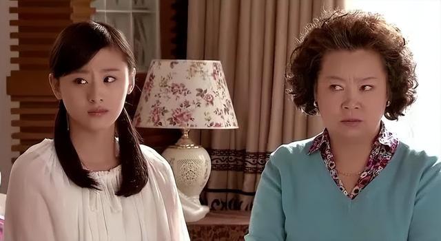 苹果最新操作系统,小强的奇妙体验之旅与友情探索