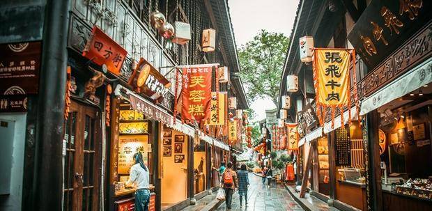 中恒集团最新动态与小巷深处的独特风味探秘